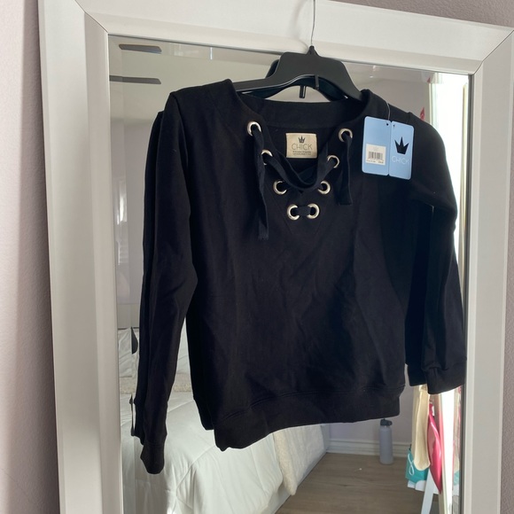 Chick NYC sweatshirt with tie up detail. Super cute NWT Size 14. - Picture 2 of 5